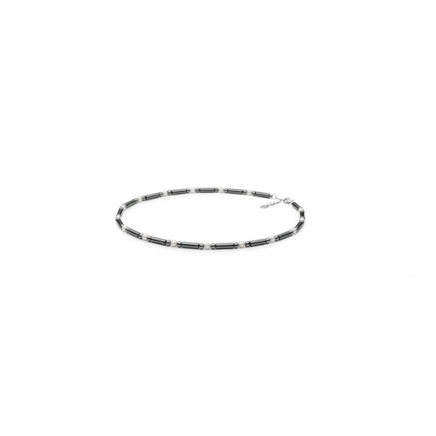Picture of Gaura pearl and terahertz necklace